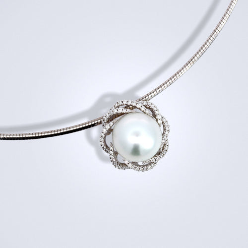 elegant flower pearl diamond pendant