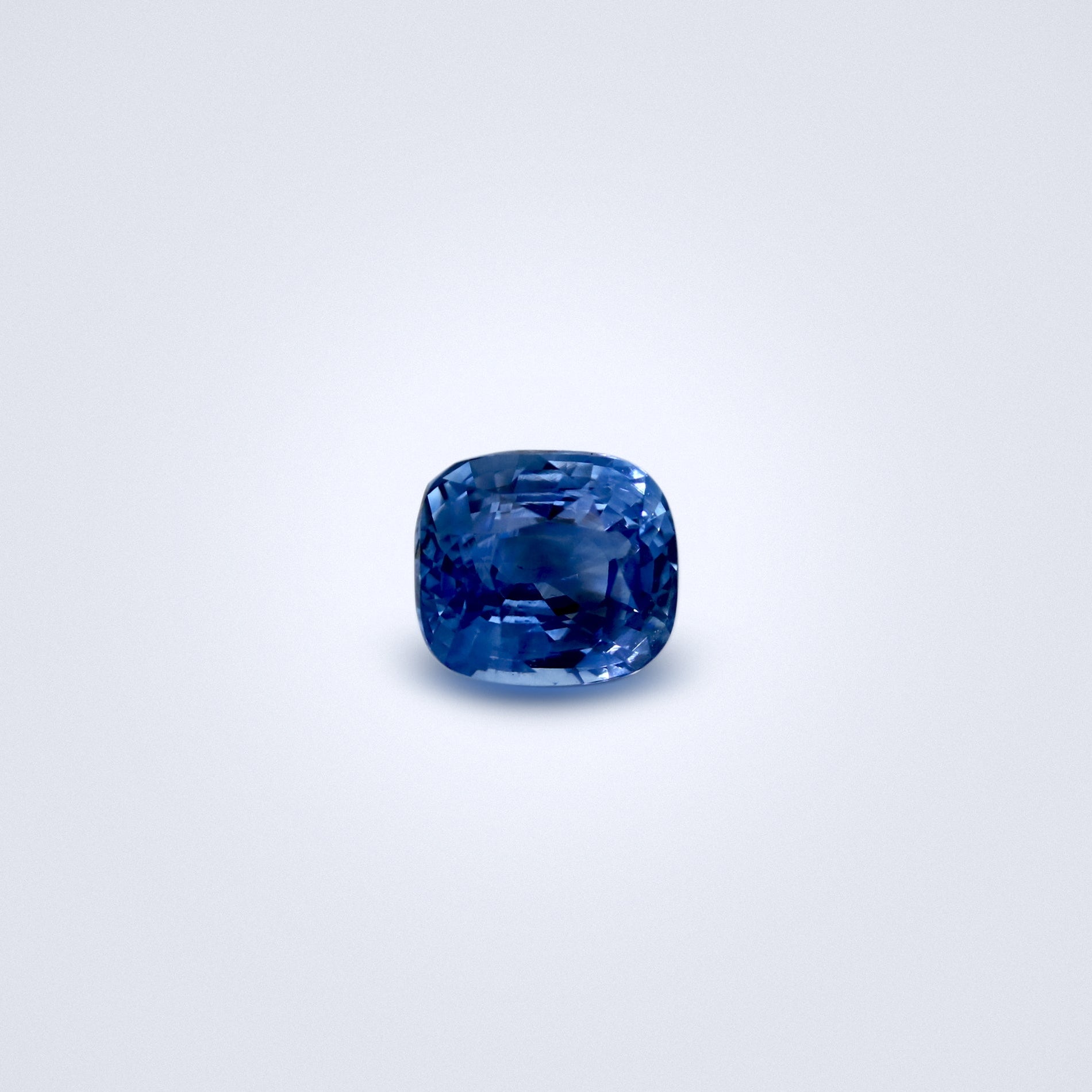 1.81cts unheated sapphire