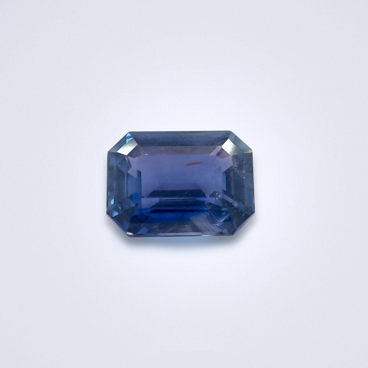 3.26cts Unheated Blue Sapphire - Benny's Gems Creations