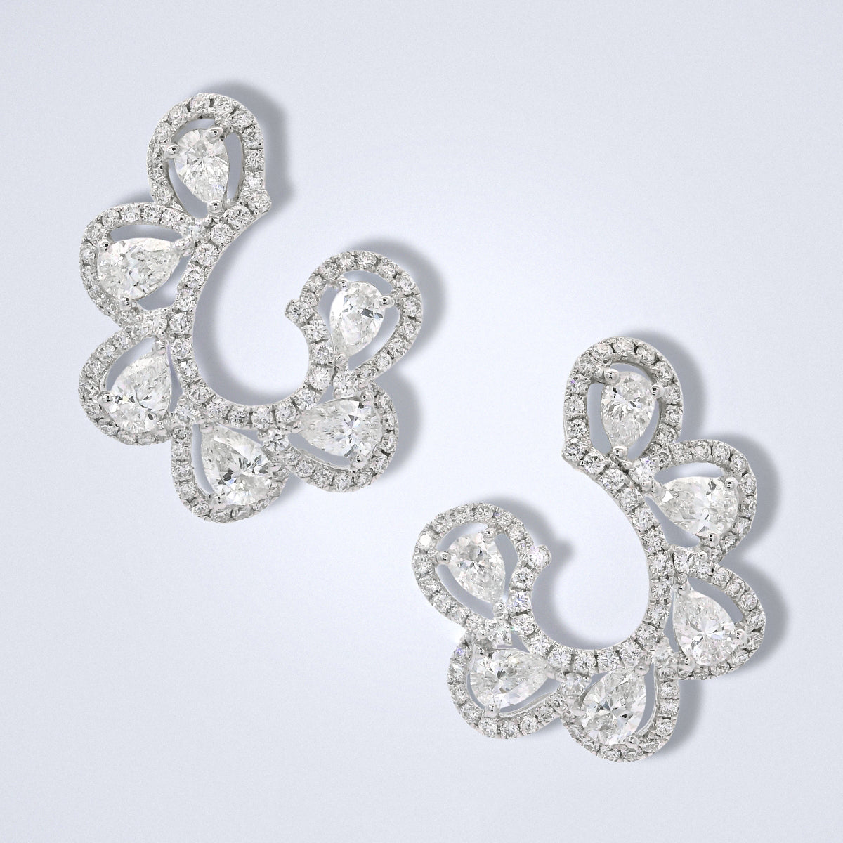 Fleur de Lumière Diamond Earrings