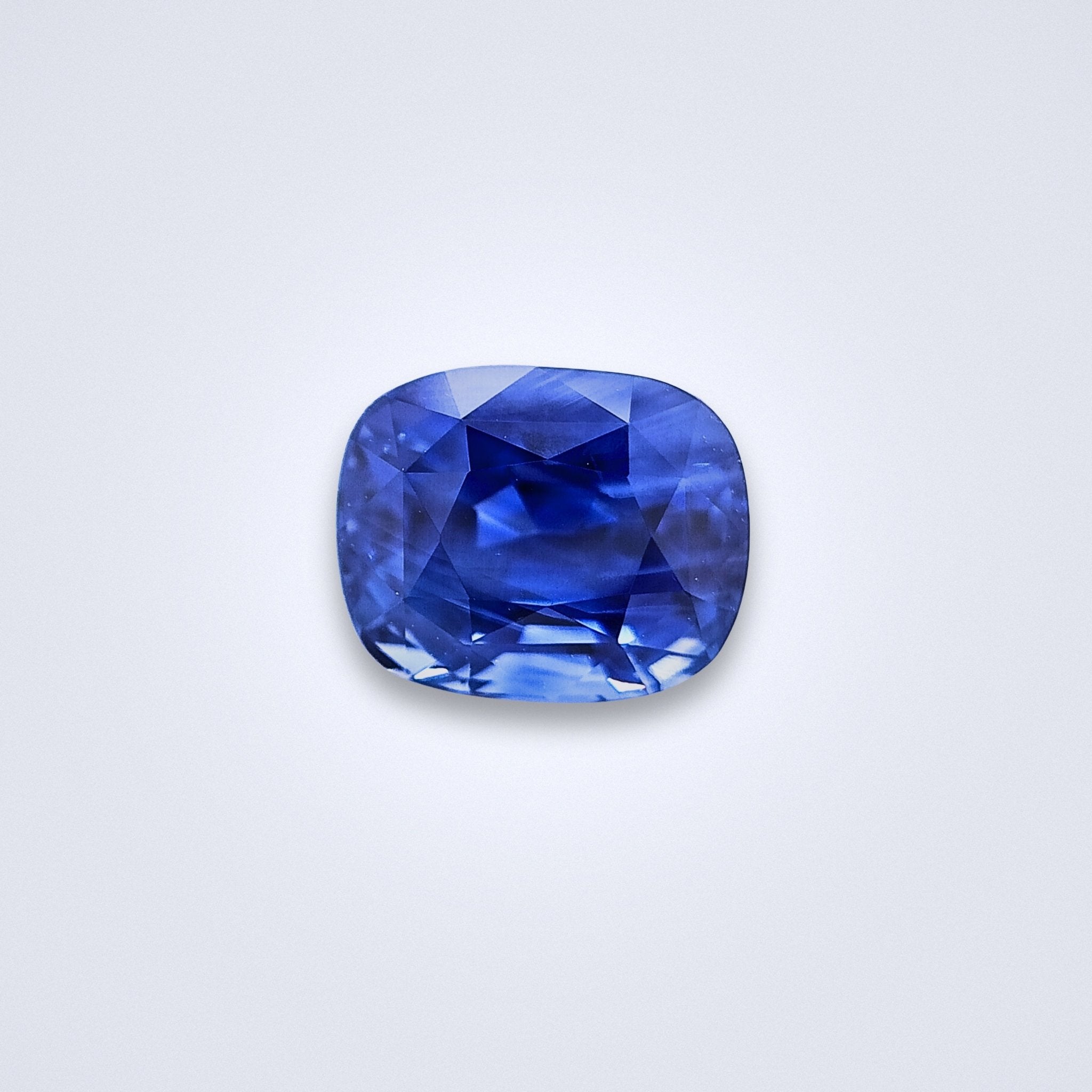 4.62CTS Unheated Royal Blue Sapphire - Benny's Gems Creations