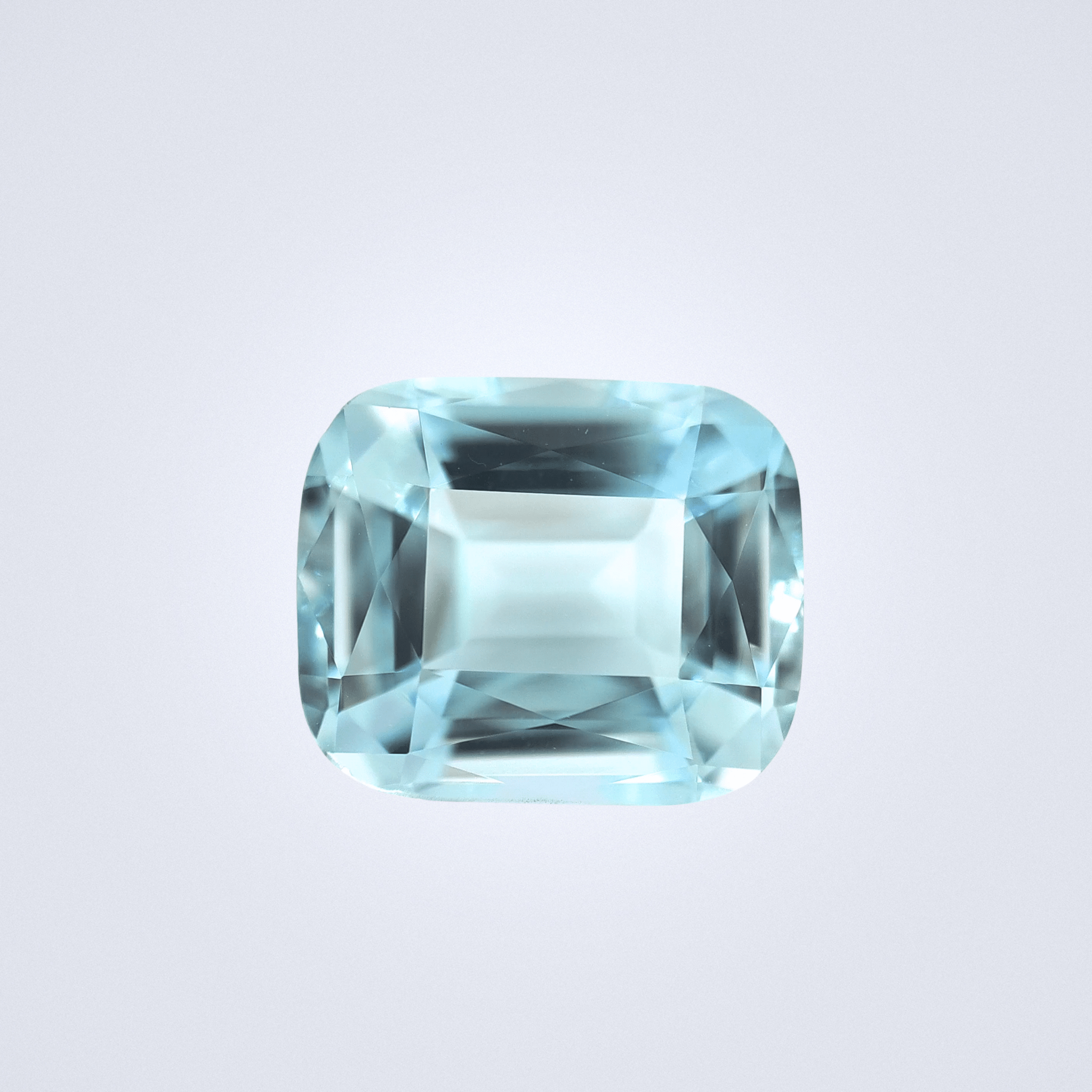 7.88cts Natural Aquamarine in Cushion Shape - Benny's Gems Creations