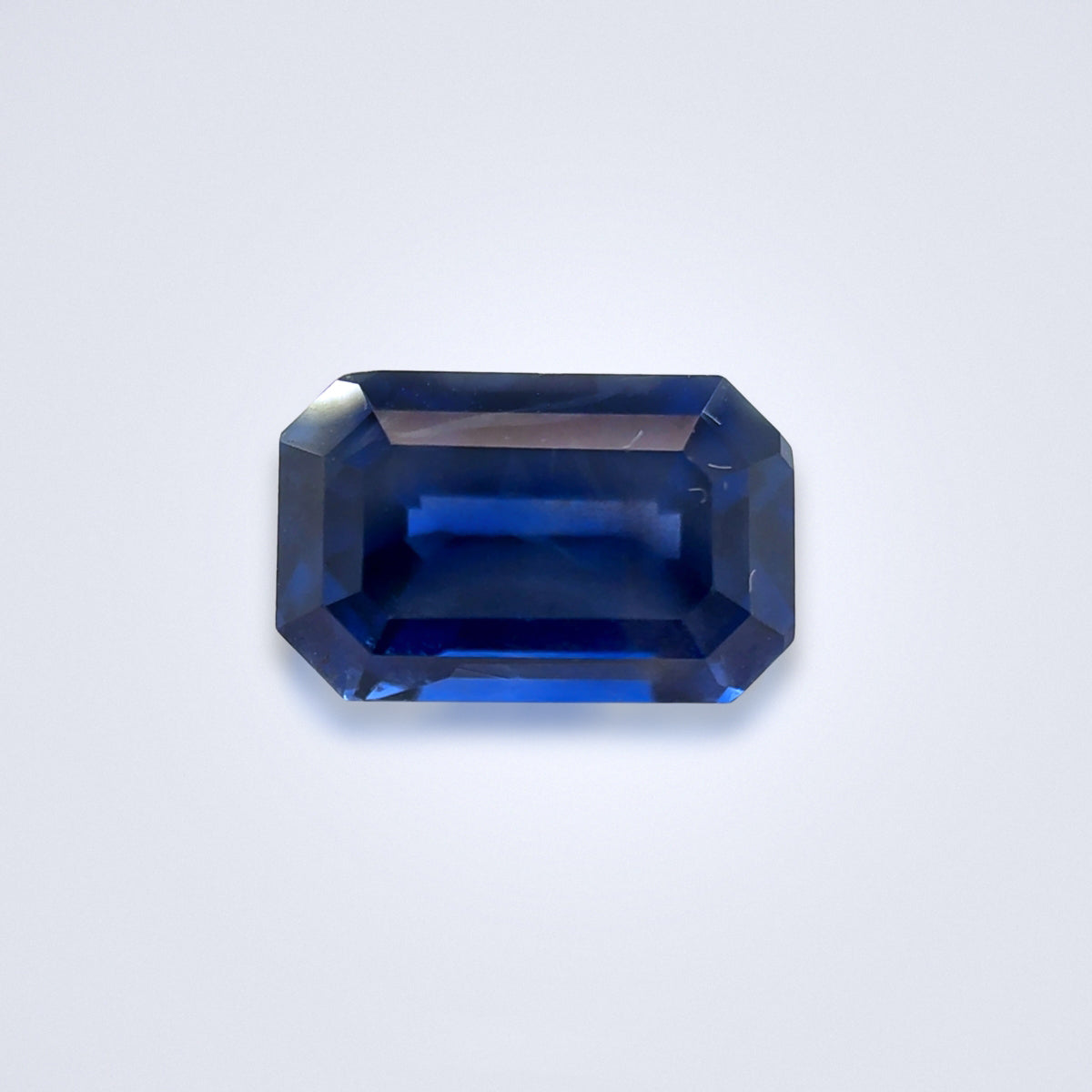 4.03cts Unheated Royal Blue Sapphire