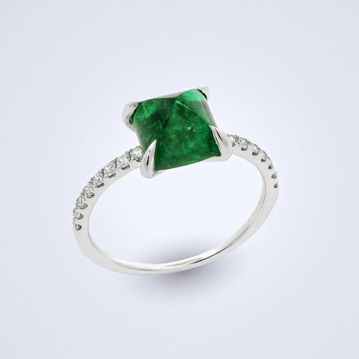 Emerald Geo Diamond Ring - Benny's Gems Creations