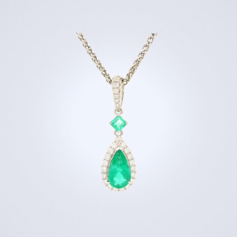 Pendant Emerald  Diamond Elegant 
