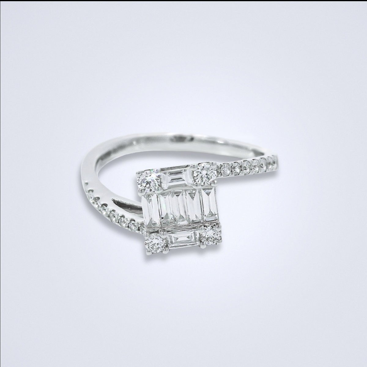 Lovely Cluster Twist Diamond Ring - Benny's Gems Creations
