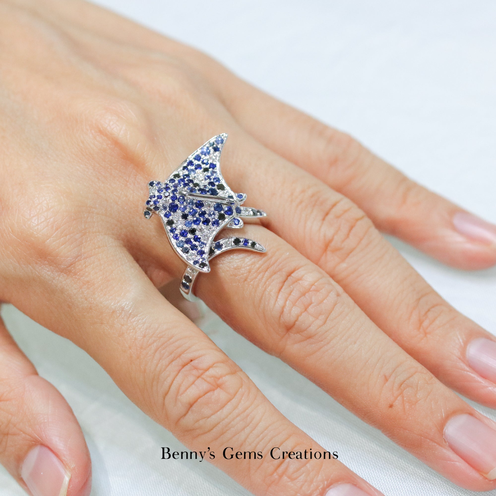 Magnificent Manta Sapphire Ring - Benny's Gems Creations