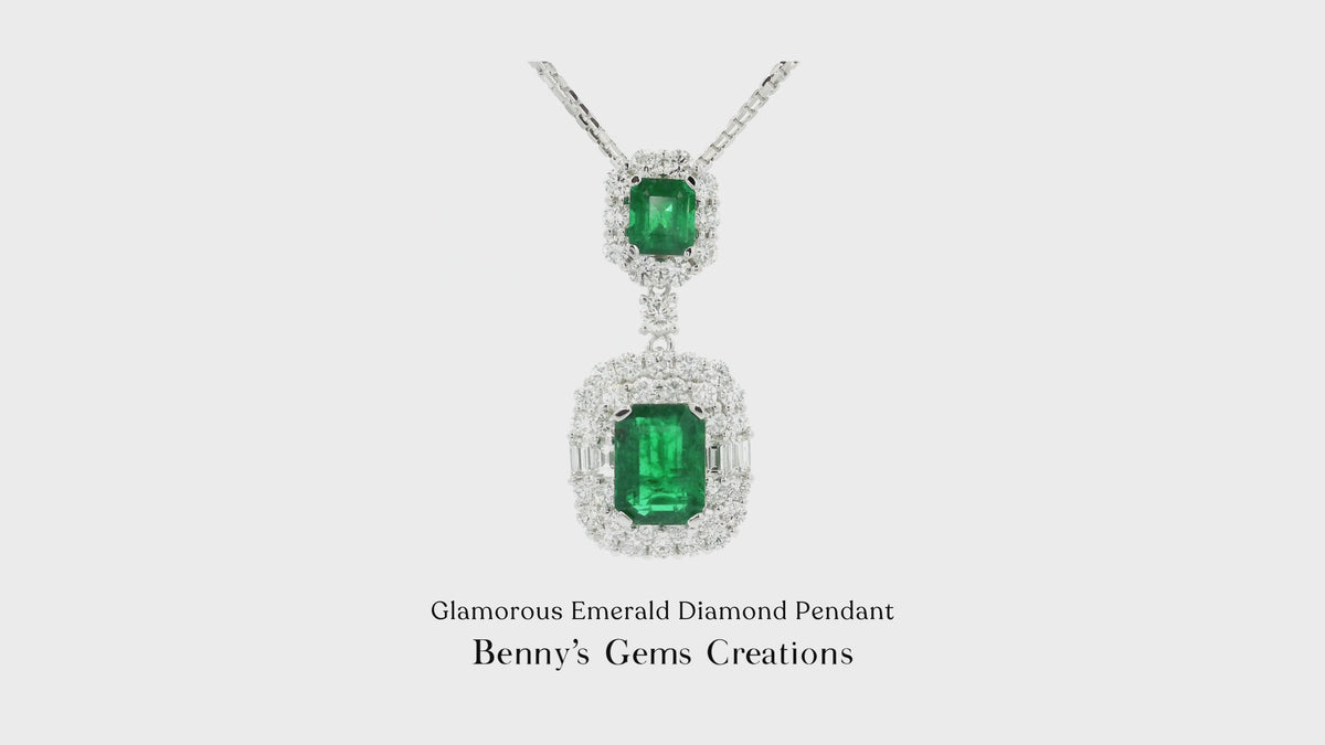 Glamorous Emerald Diamond Pendant