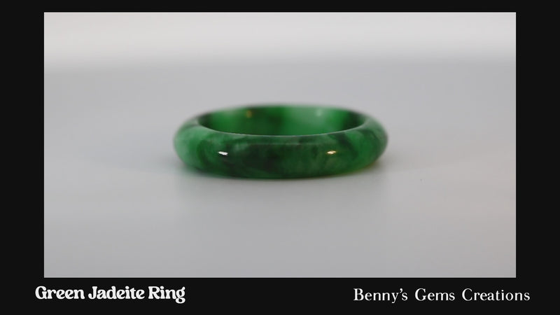 ring jadeite green