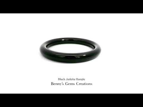 Classic Black Jadeite Bangle crafted from authentic jadeite for timeless beauty and everyday wear.