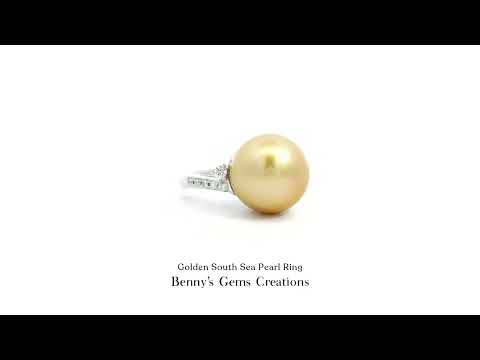 Elegant ring with a radiant Golden South Sea pearl set in a refined design