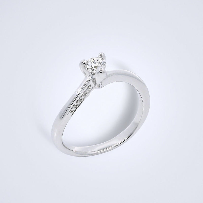 Solitare Twist Design Diamond Promise Ring - Benny's Gems Creations