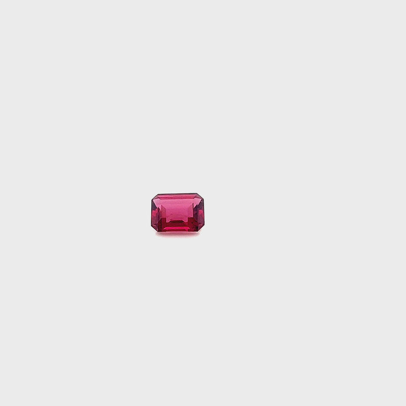 2.66ct Garnet