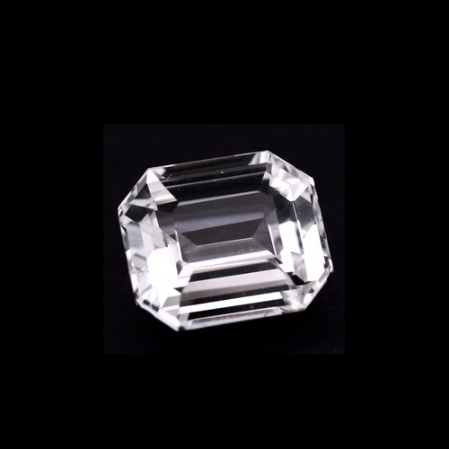 3.95cts unheated white sapphire